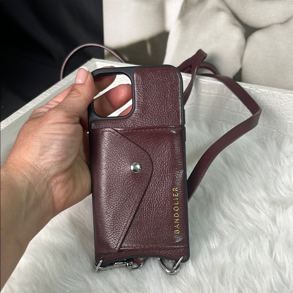 Bandolier Brown Crossbody Bag with Elegant Leather Finish
